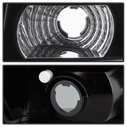 Spyder 5005502 Euro Style Tail Lights - Black — image 6