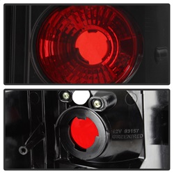 Spyder 5005502 Euro Style Tail Lights - Black — image 4