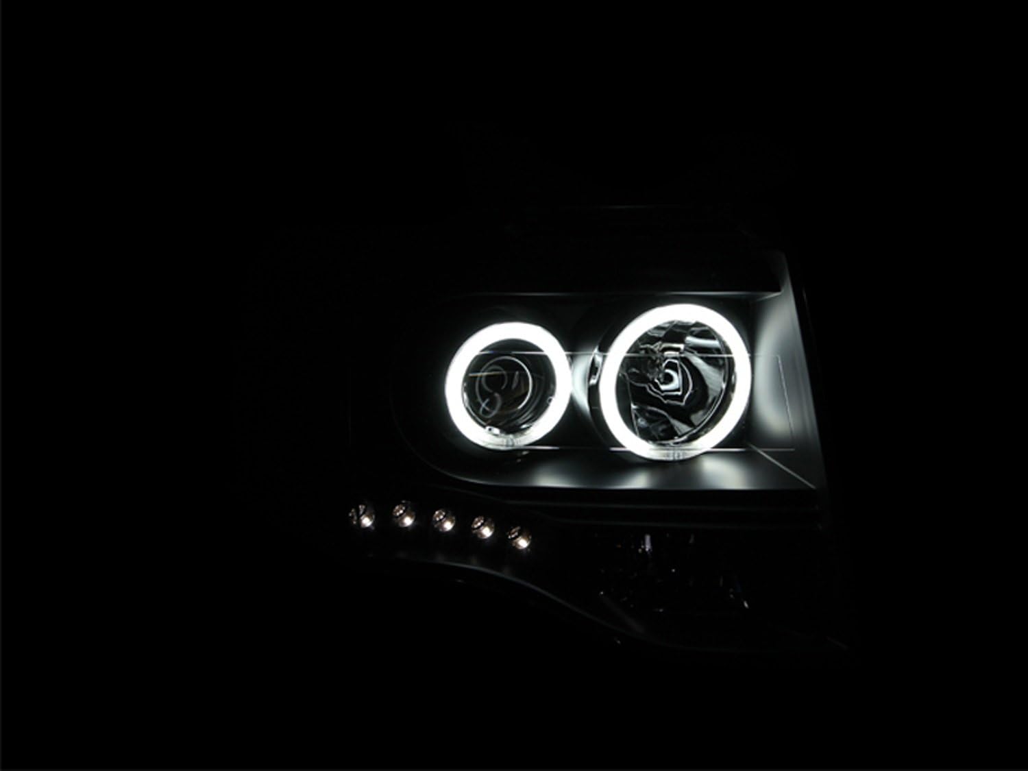 Anzo USA 111113 Projector Headlights with Halo Black Housing ...
